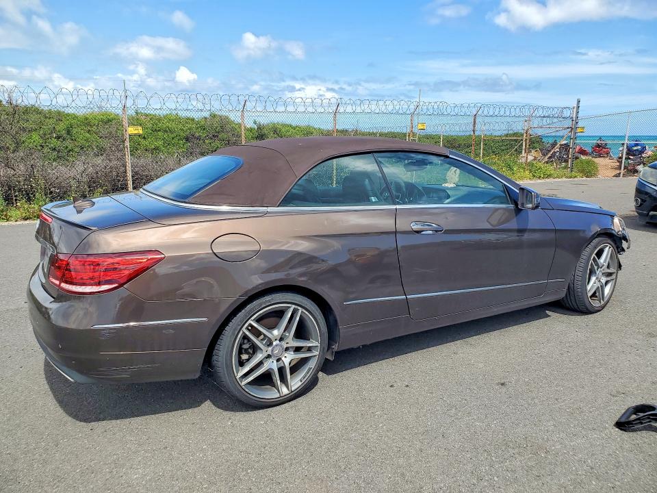Photo 3 from auction – 2014 MERCEDES-BENZ E with VIN WDDKK5KF0EF262483