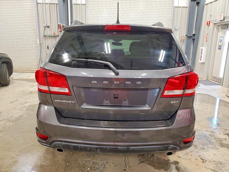 Photo 6 from auction – 2014 DODGE JOURNEY with VIN 3C4PDCBG2ET142147