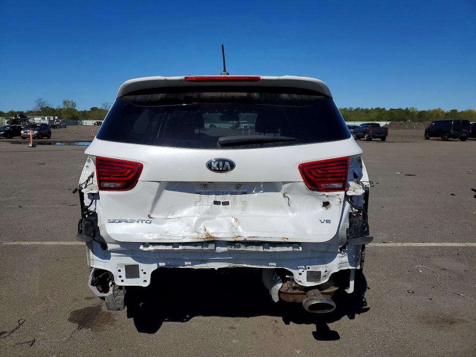Photo 6 from auction – 2020 KIA SORENTO with VIN 5XYPGDA54LG635796