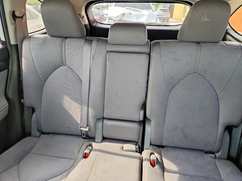 Photo 10 from auction – 2021 TOYOTA HIGHLANDER with VIN 5TDBZRBHXMS548306