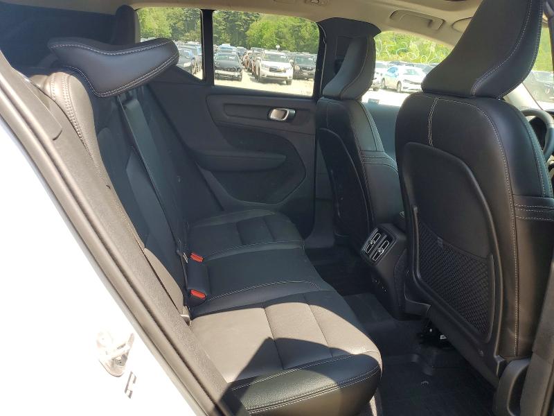 Photo 11 from auction – 2026 VOLVO XC40 with VIN YV4L12UC9T2710921