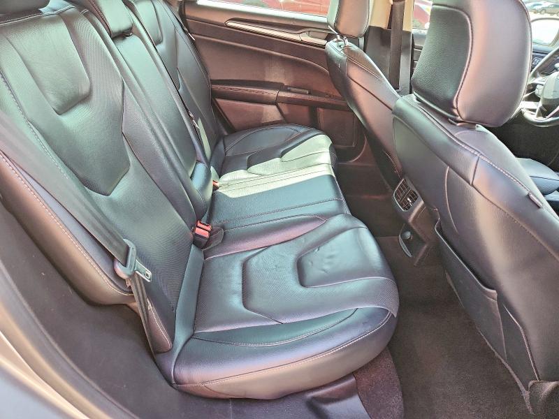 Photo 10 from auction – 2020 FORD FUSION with VIN 3FA6P0K92LR116506