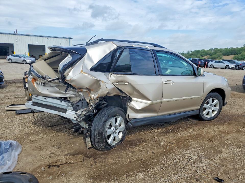 Photo 3 from auction – 2007 LEXUS RX with VIN 2T2HK31U87C018290
