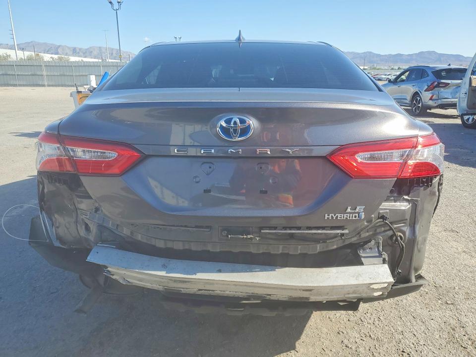 Photo 6 from auction – 2020 TOYOTA CAMRY with VIN 4T1C31AK7LU526631