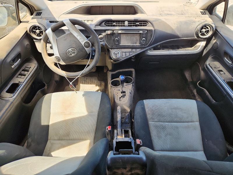 Photo 8 from auction – 2016 TOYOTA PRIUS C with VIN JTDKDTB32G1129917