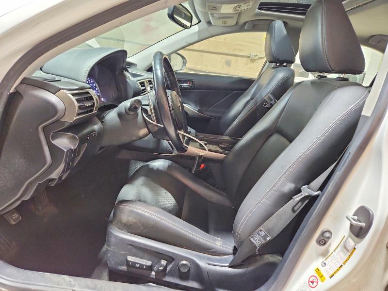 Photo 7 from auction – 2015 LEXUS IS with VIN JTHCF1D27F5020950