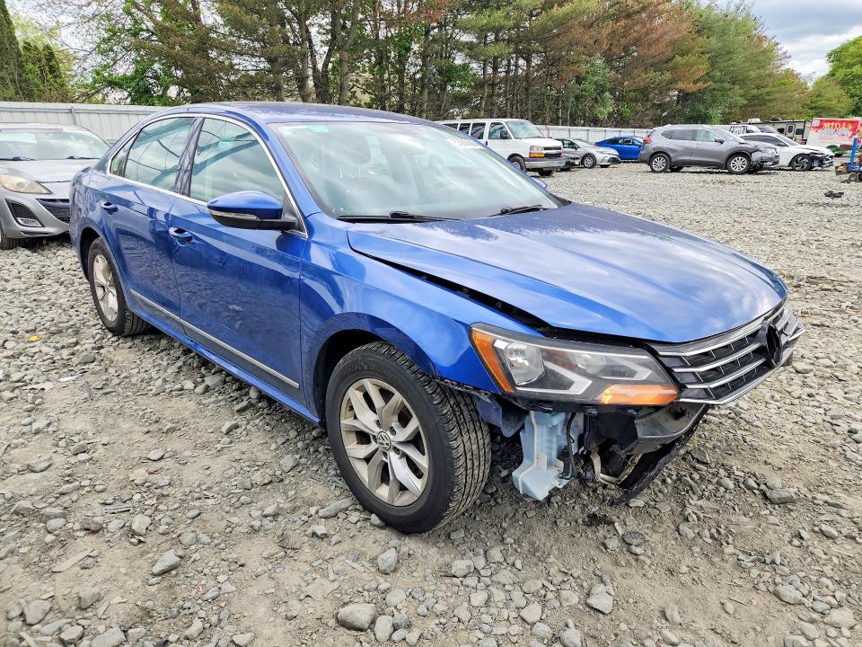 Photo 4 from auction – 2017 VOLKSWAGEN PASSAT with VIN 1VWAT7A31HC080963