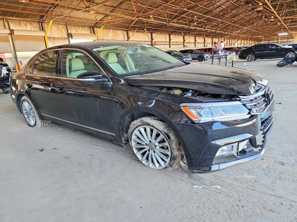 Photo 4 from auction – 2016 VOLKSWAGEN PASSAT with VIN 1VWBT7A35GC069029