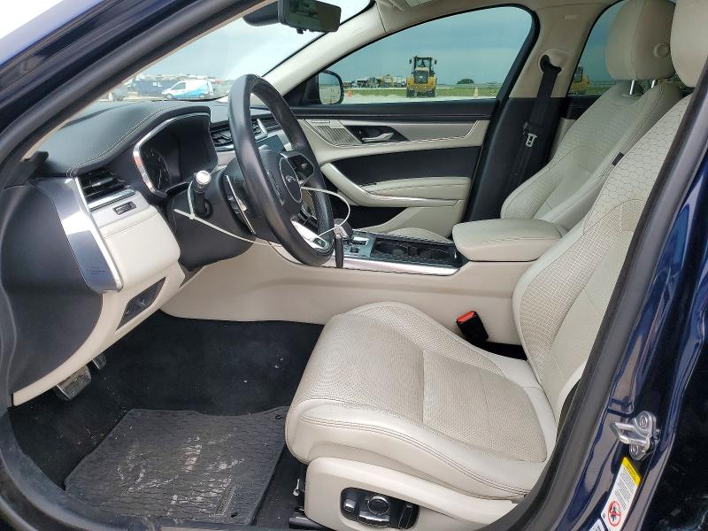 Photo 7 from auction – 2022 JAGUAR XF with VIN SAJBL4GX2NCY91006