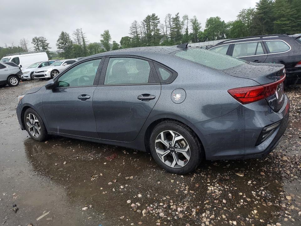 Photo 2 from auction – 2021 KIA FORTE with VIN 3KPF24AD1ME409151