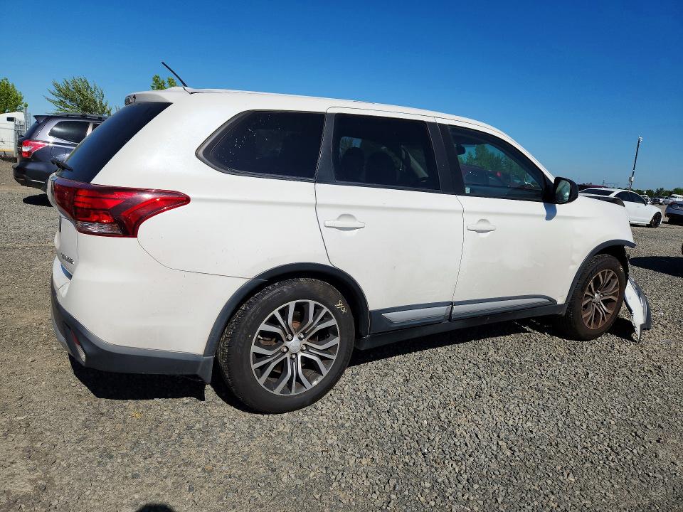 Photo 3 from auction – 2016 MITSUBISHI OUTLANDER with VIN JA4AD2A31GZ009903