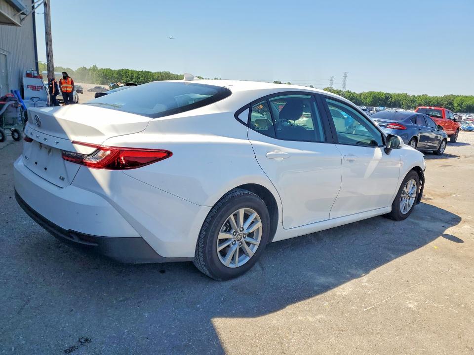Photo 3 from auction – 2025 TOYOTA CAMRY with VIN 4T1DAACK3SU539964