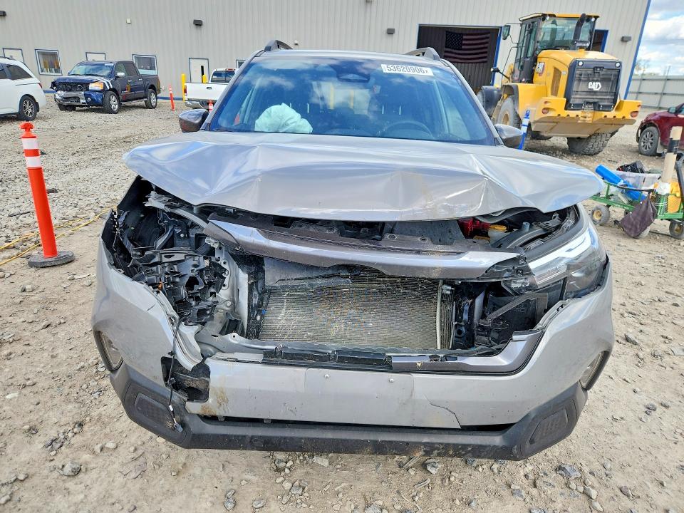 Photo 5 from auction – 2025 SUBARU FORESTER with VIN JF2SLDBC3SH503588