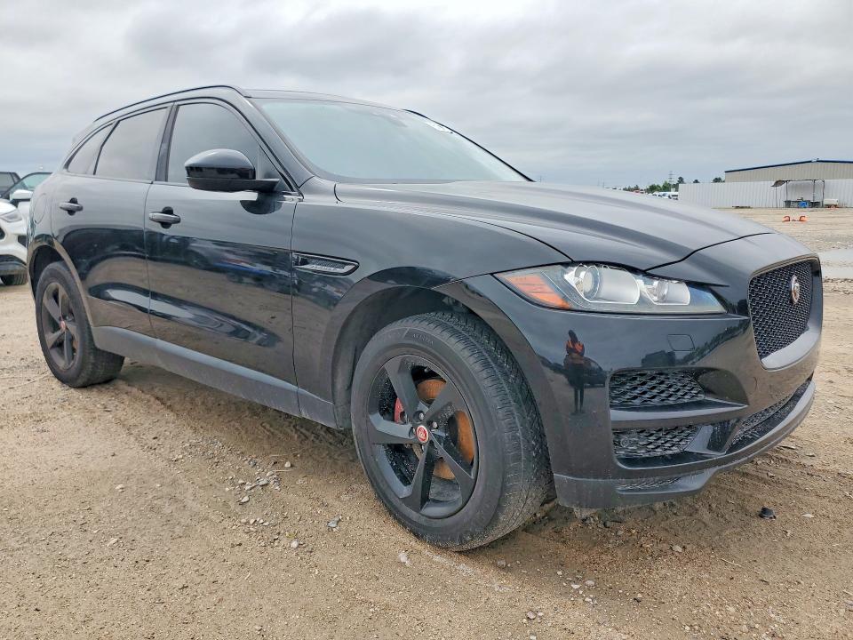 Photo 4 from auction – 2020 JAGUAR F-PACE with VIN SADCK2FX2LA618222