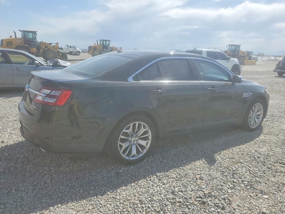 Photo 3 from auction – 2013 FORD TAURUS with VIN 1FAHP2F8XDG130989