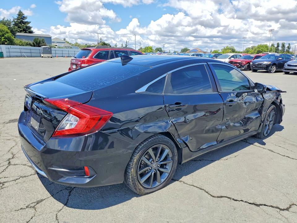 Photo 3 from auction – 2020 HONDA CIVIC with VIN 19XFC1F34LE217703