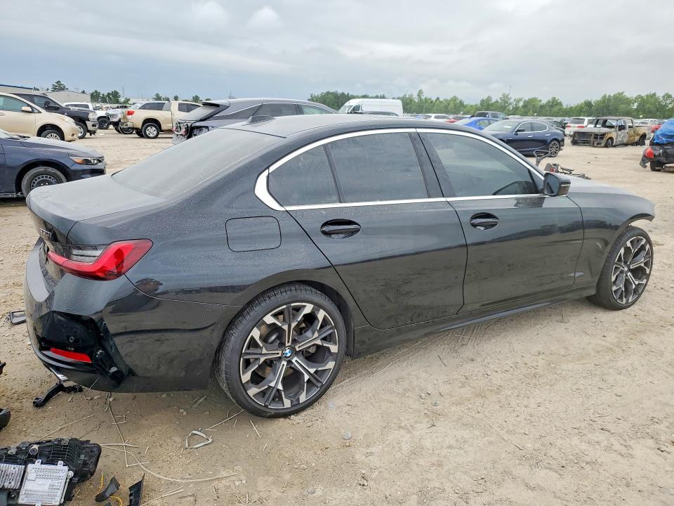 Photo 3 from auction – 2025 BMW 330I with VIN 3MW69CW06S8F47868