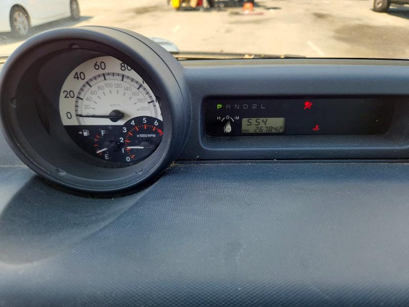 Photo 9 from auction – 2005 TOYOTA SCION with VIN JTLKT324250204361