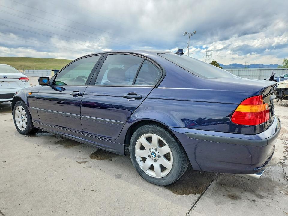 Photo 2 from auction – 2004 BMW 325 with VIN WBAEU33484PR09673
