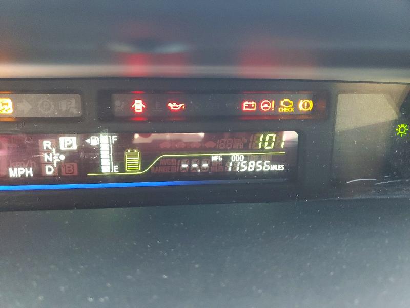 Photo 9 from auction – 2012 TOYOTA PRIUS V with VIN JTDZN3EU3C3142397
