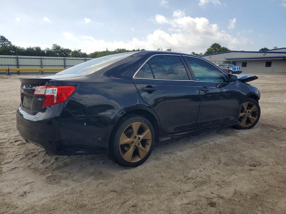 Photo 3 from auction – 2014 TOYOTA CAMRY with VIN 4T1BF1FK7EU345401