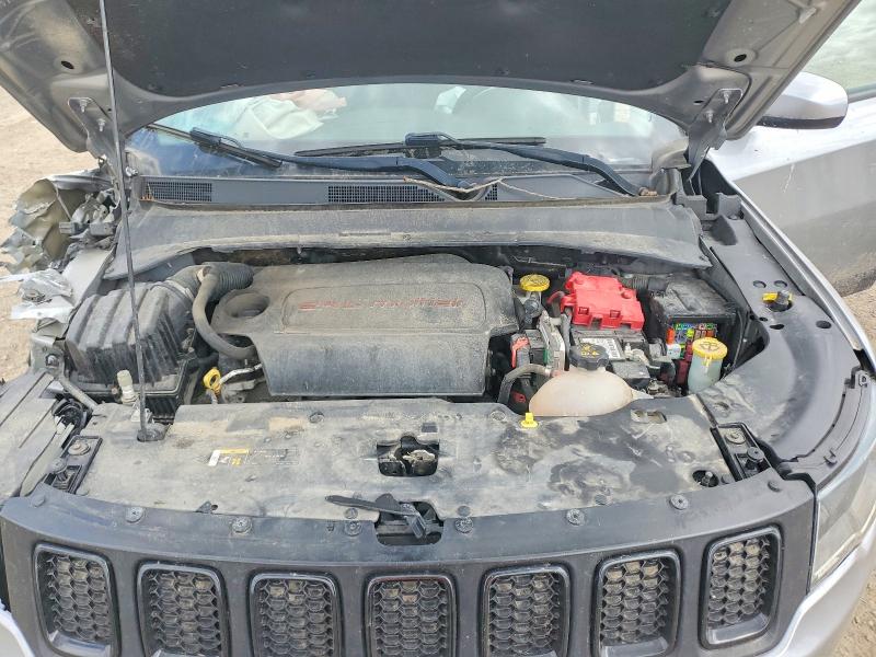 Photo 12 from auction – 2019 JEEP COMPASS with VIN 3C4NJDBB8KT740720