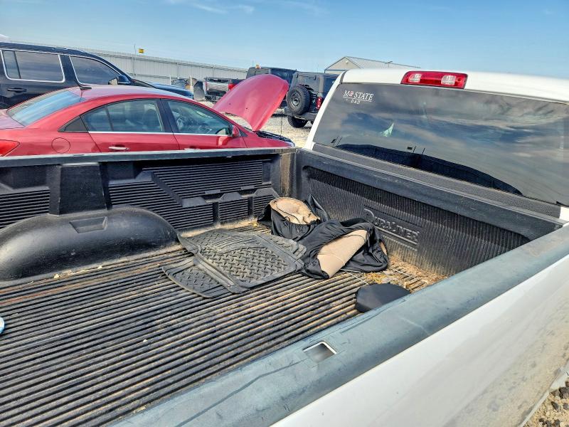 Photo 10 from auction – 2022 RAM 1500 CLASSIC with VIN 3C6JR6DG6NG412860
