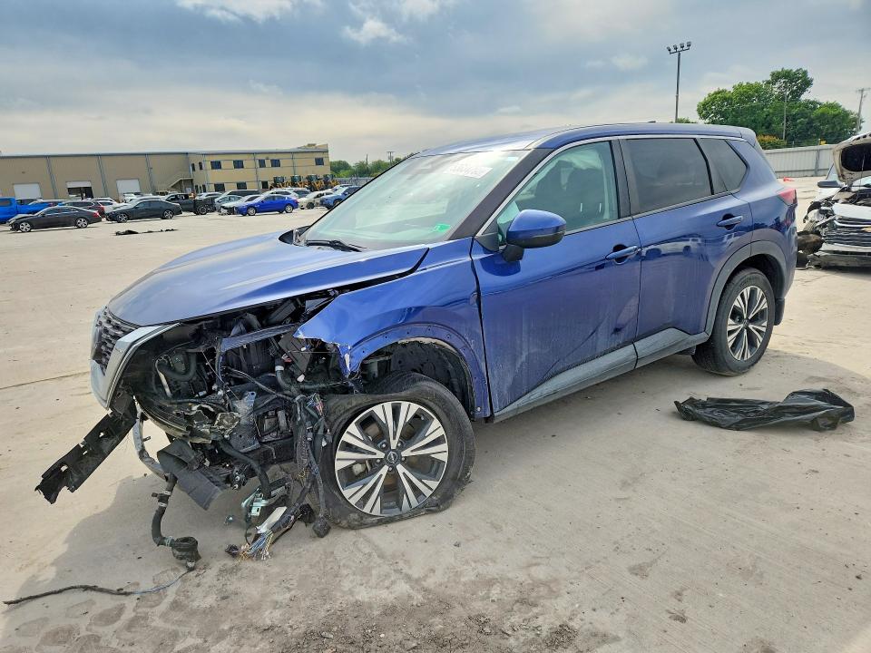 NISSAN ROGUE 2022 with VIN 5N1BT3BA3NC672692 - Photo from auction