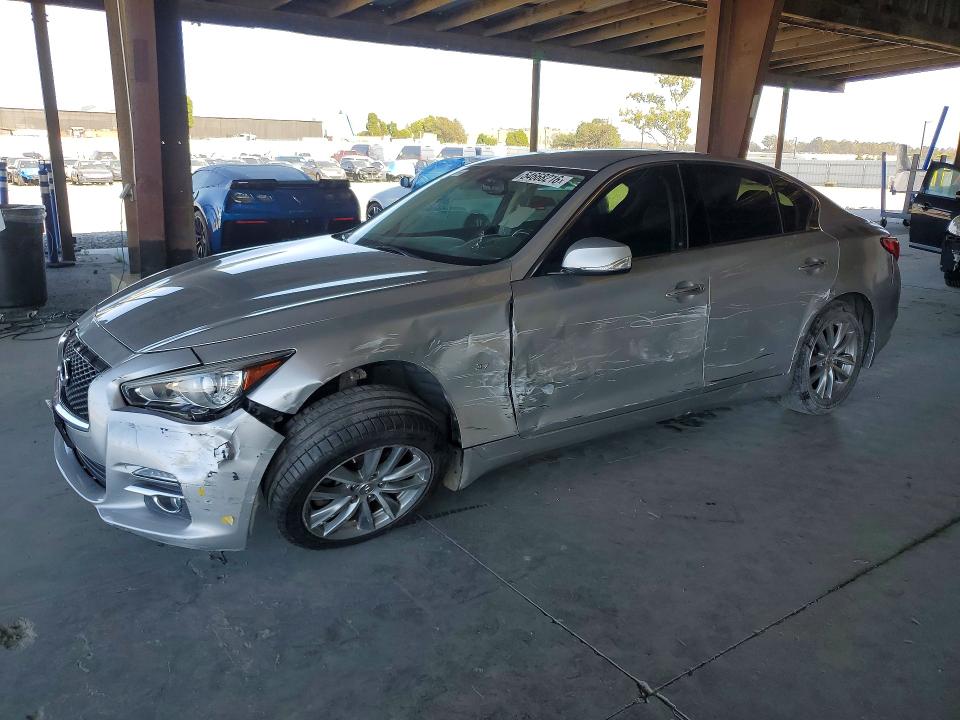 2015 INFINITI Q50 - Търг №54668216
