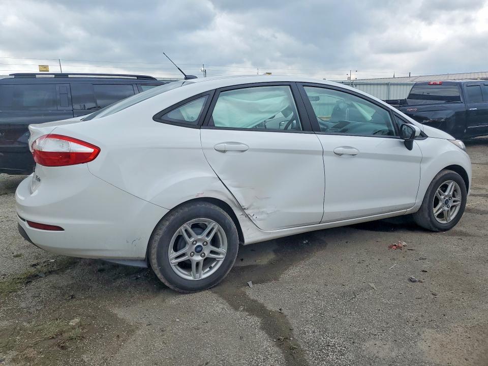 Photo 3 from auction – 2019 FORD FIESTA with VIN 3FADP4BJ0KM138198