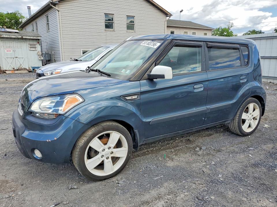 KIA SOUL 2010 with VIN KNDJT2A2XA7072856 - Photo from auction