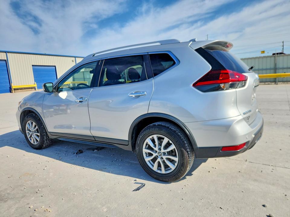 Photo 2 from auction – 2019 NISSAN ROGUE with VIN KNMAT2MT2KP518472