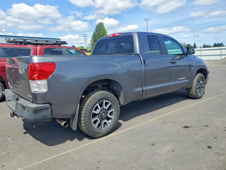 Photo 3 from auction – 2012 TOYOTA TUNDRA with VIN 5TFUM5F19CX032900