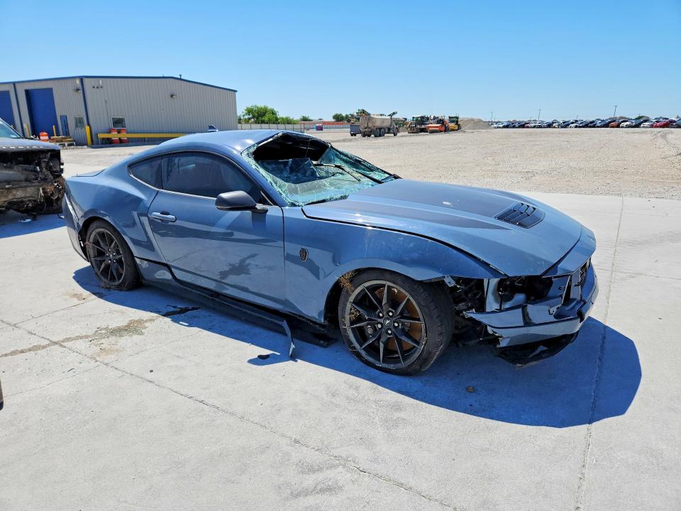 Photo 4 from auction – 2024 FORD MUSTANG with VIN 1FA6P8R08R5501523