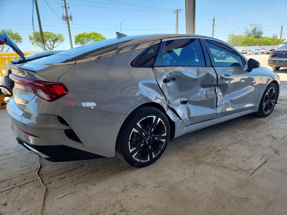 Photo 3 from auction – 2022 KIA K5 with VIN 5XXG64J23NG096345