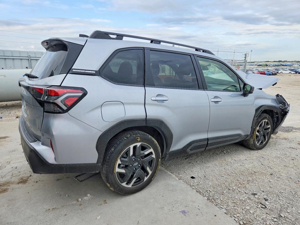 Фото 3 с аукциона – 2025 SUBARU FORESTER с VIN JF2SLDRC1SH469818