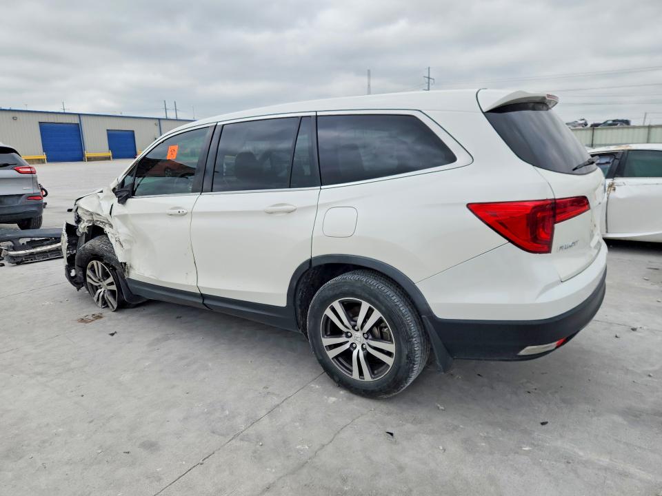 Photo 2 from auction – 2016 HONDA PILOT with VIN 5FNYF5H51GB054823