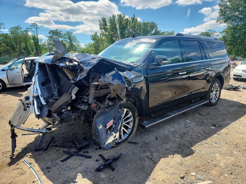 FORD EXPEDITION 2018 with VIN 1FMJK2AT0JEA55499 - Photo from auction
