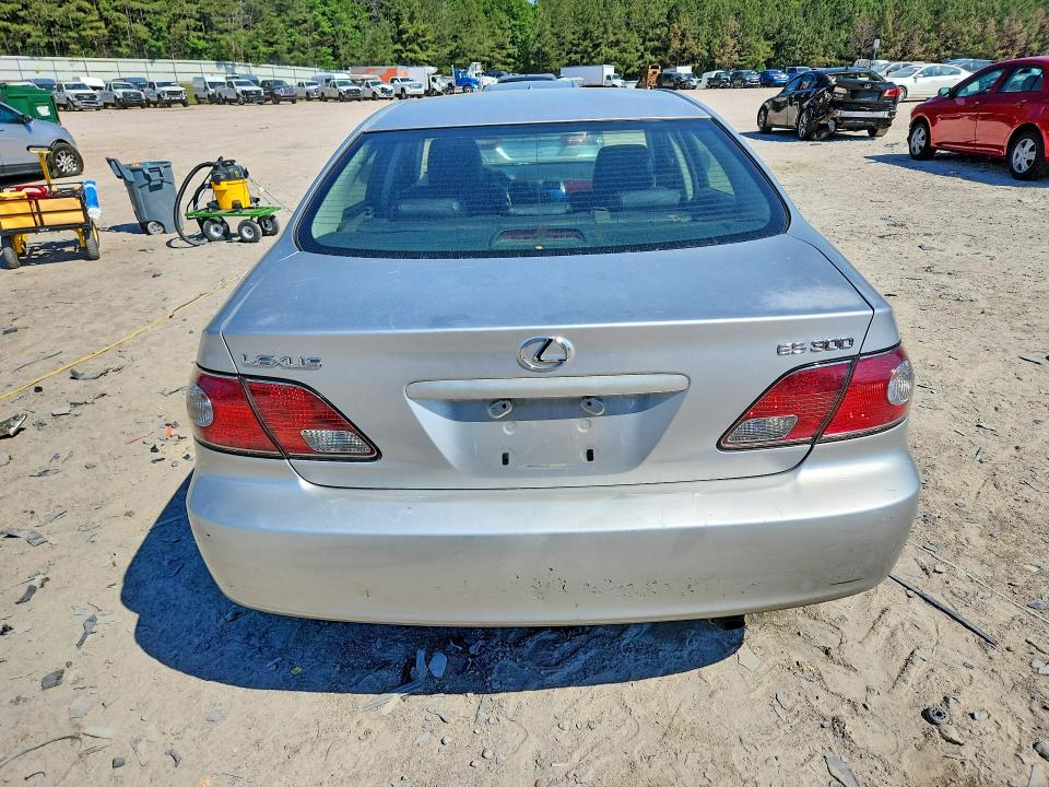 Photo 6 from auction – 2002 LEXUS ES with VIN JTHBF30G525031612
