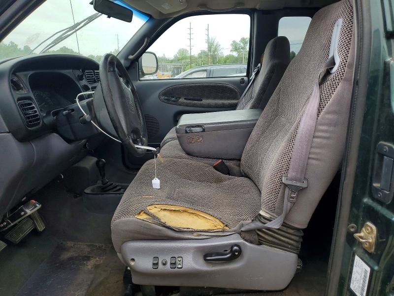 صورة رقم 7 من المزاد - 2000 DODGE RAM 2500 مع VIN 3B7KF236XYG143807
