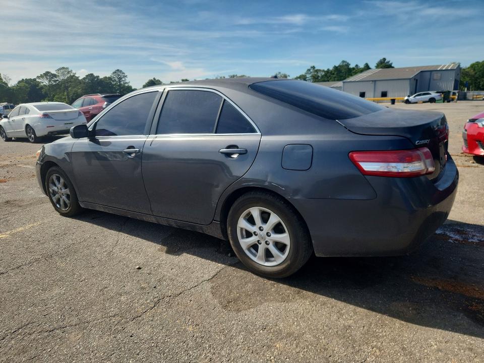 Photo 2 from auction – 2011 TOYOTA CAMRY with VIN 4T1BF3EKXBU164267