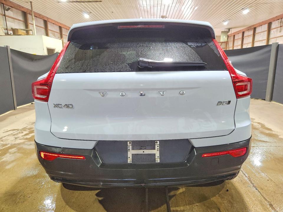 Photo 6 from auction – 2026 VOLVO XC40 with VIN YV4L12UCXT2788107
