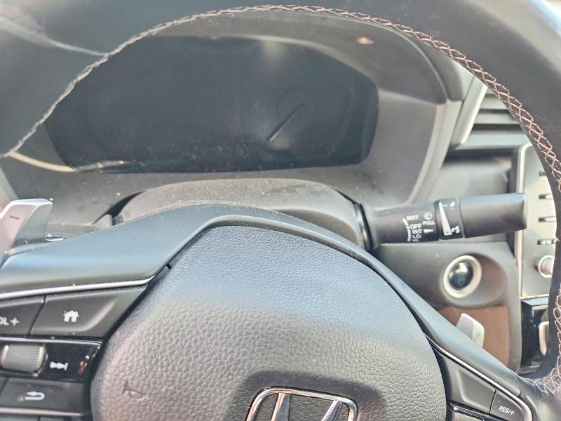 Photo 9 from auction – 2019 HONDA INSIGHT with VIN 19XZE4F5XKE400130