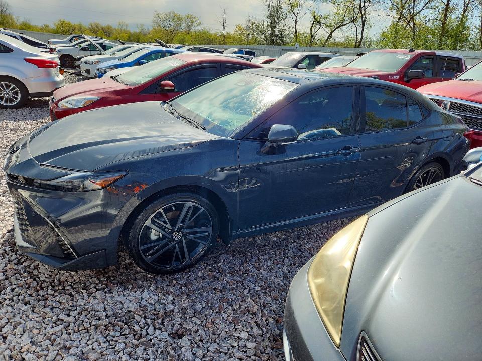 TOYOTA CAMRY 2025 with VIN 4T1DBADK6SU033671 - Photo from auction