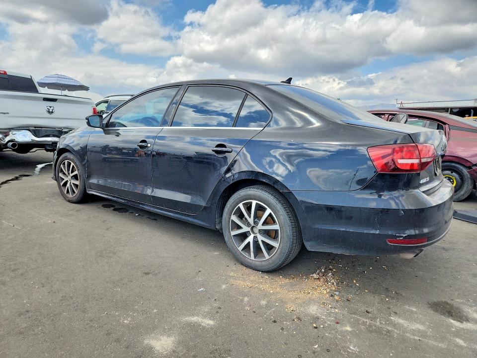 Photo 2 from auction – 2017 VOLKSWAGEN JETTA with VIN 3VWDB7AJ9HM328891