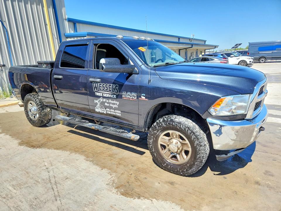 Photo 4 from auction – 2018 RAM 2500 with VIN 3C6UR5CL5JG144738
