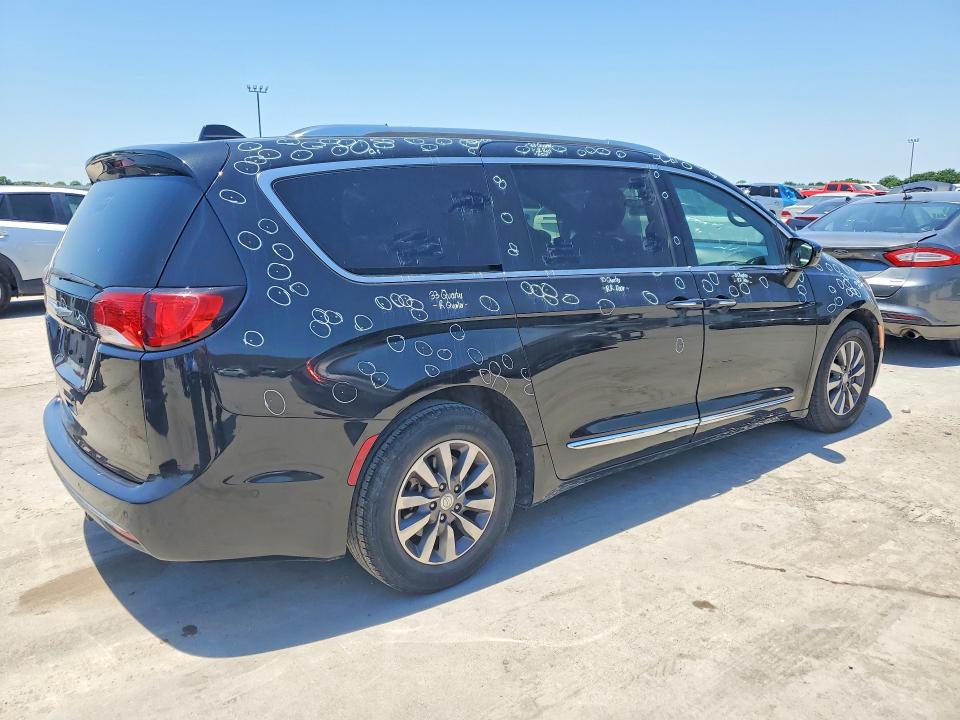 Photo 3 from auction – 2020 CHRYSLER PACIFICA with VIN 2C4RC1EG2LR110133