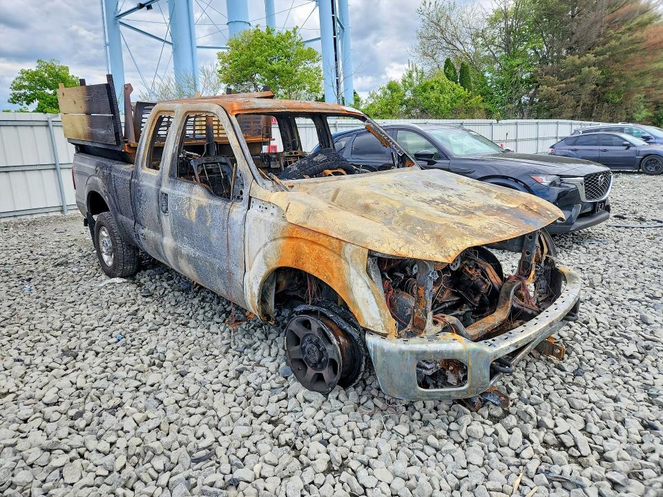 Zdjęcie 4 z aukcji – 2015 FORD F250 z VIN 1FT7X2B67FEC86089