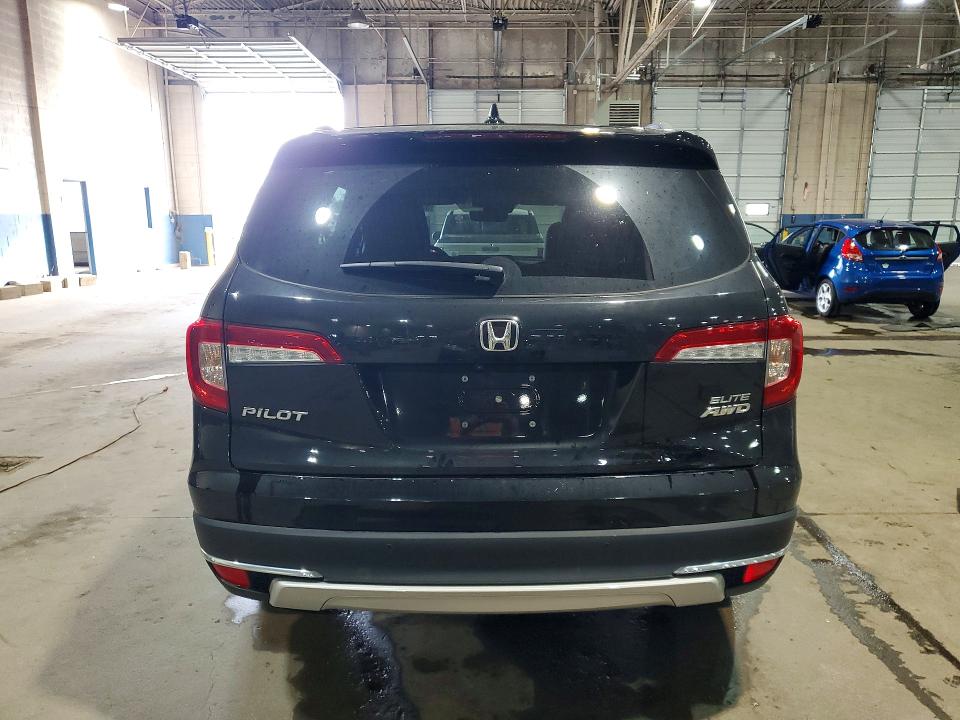 Photo 6 from auction – 2022 HONDA PILOT with VIN 5FNYF6H07NB026077