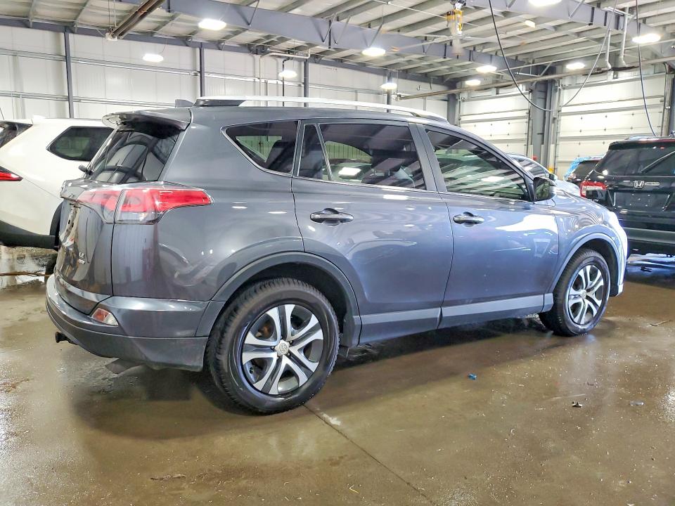صورة رقم 3 من المزاد - 2016 TOYOTA RAV4 مع VIN JTMBFREV6GD188302